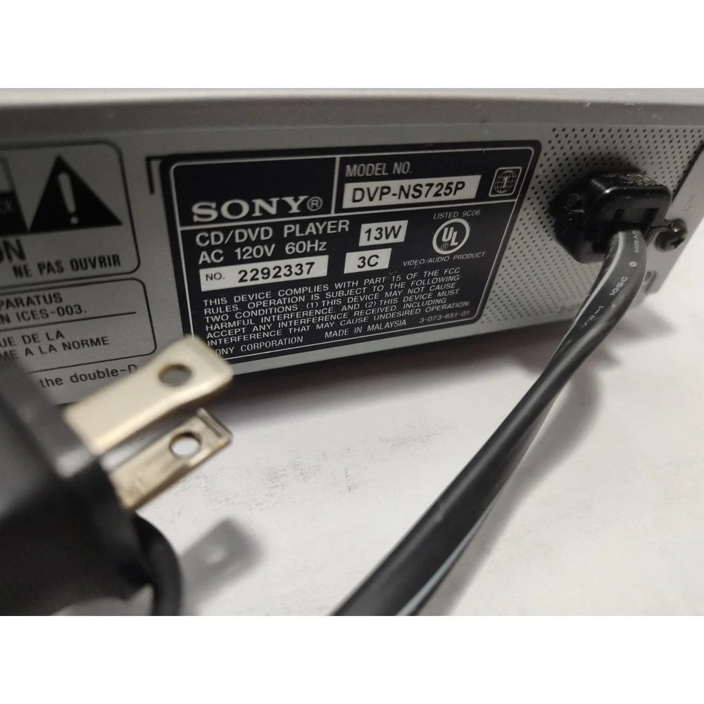 Sony DVP-NS725P DVD Player Silver Progressive Scan CD DVD MP3 480p Region 1